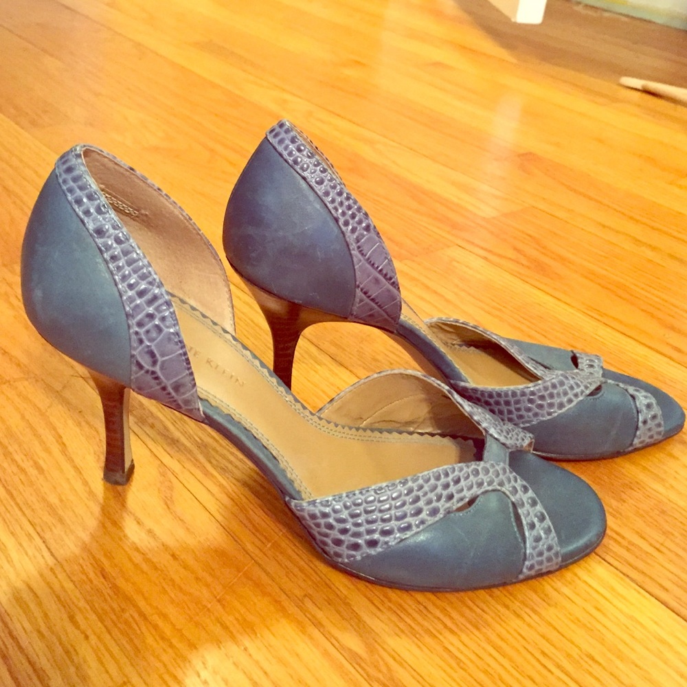 Blue Anne Klein pumps